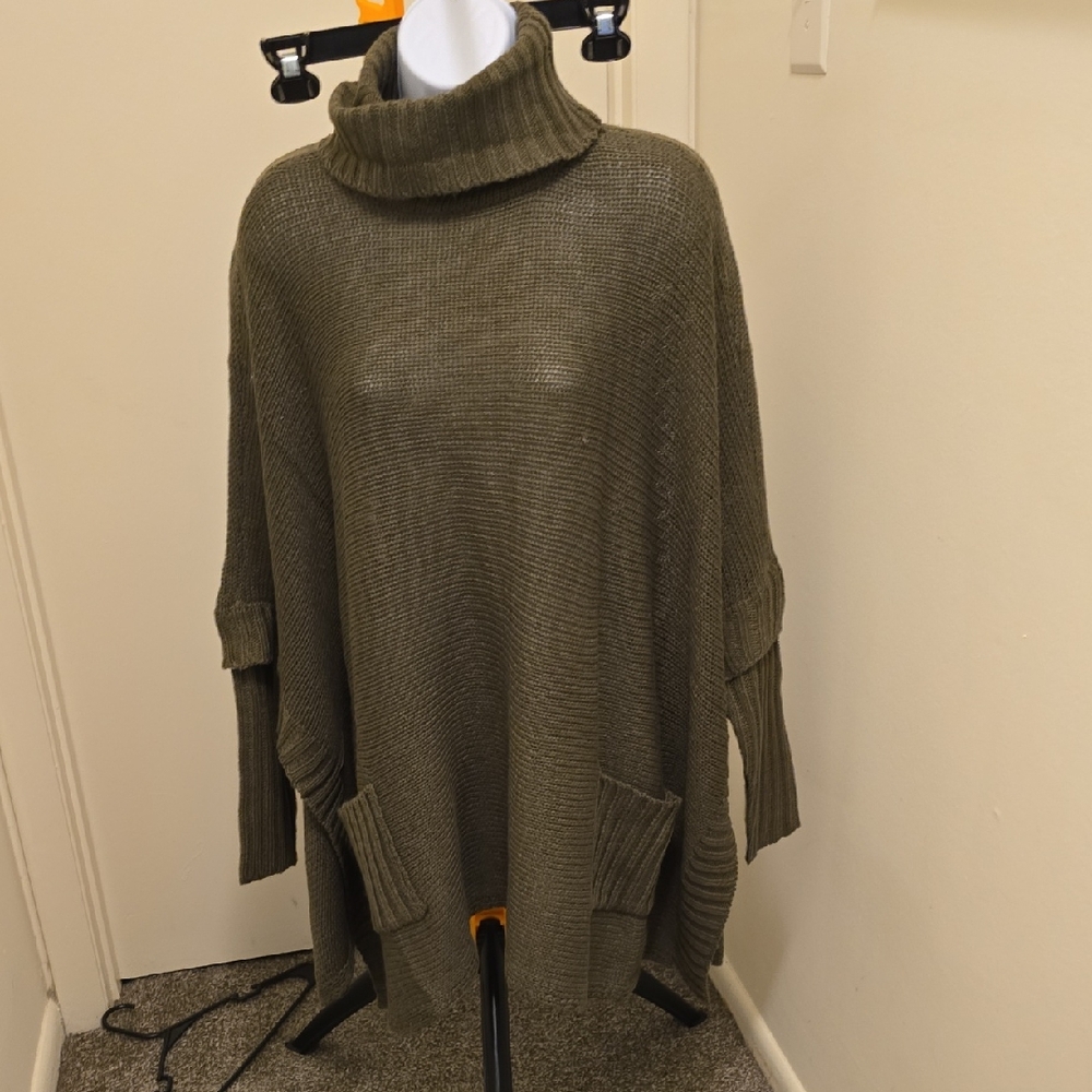 NWT nOir Jewelry Olive Knit Turtleneck Poncho Sweater